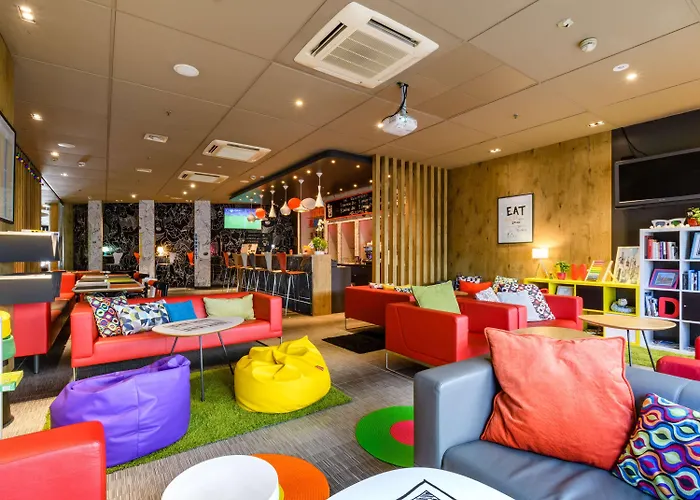 华沙老城宜必思酒店 酒店 3*