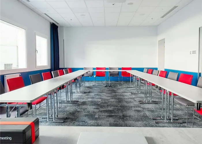 华沙老城宜必思酒店 华沙