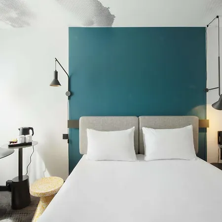 Ibis Stare Hotell 3*