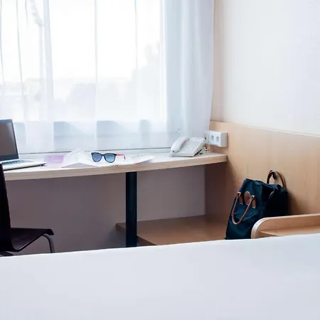 Hotel Ibis Stare 3*