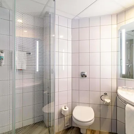 Ibis Stare Отель 3*