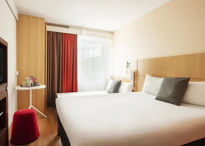 Ibis Stare Hotel 3*