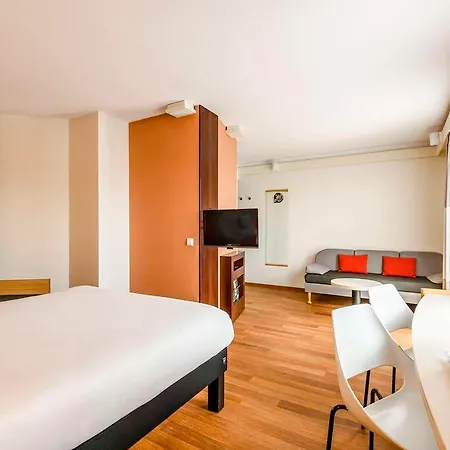 Ibis Stare Hotel