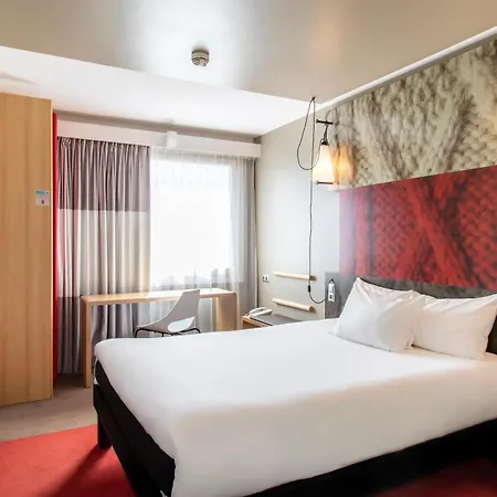 Ibis Stare 3*